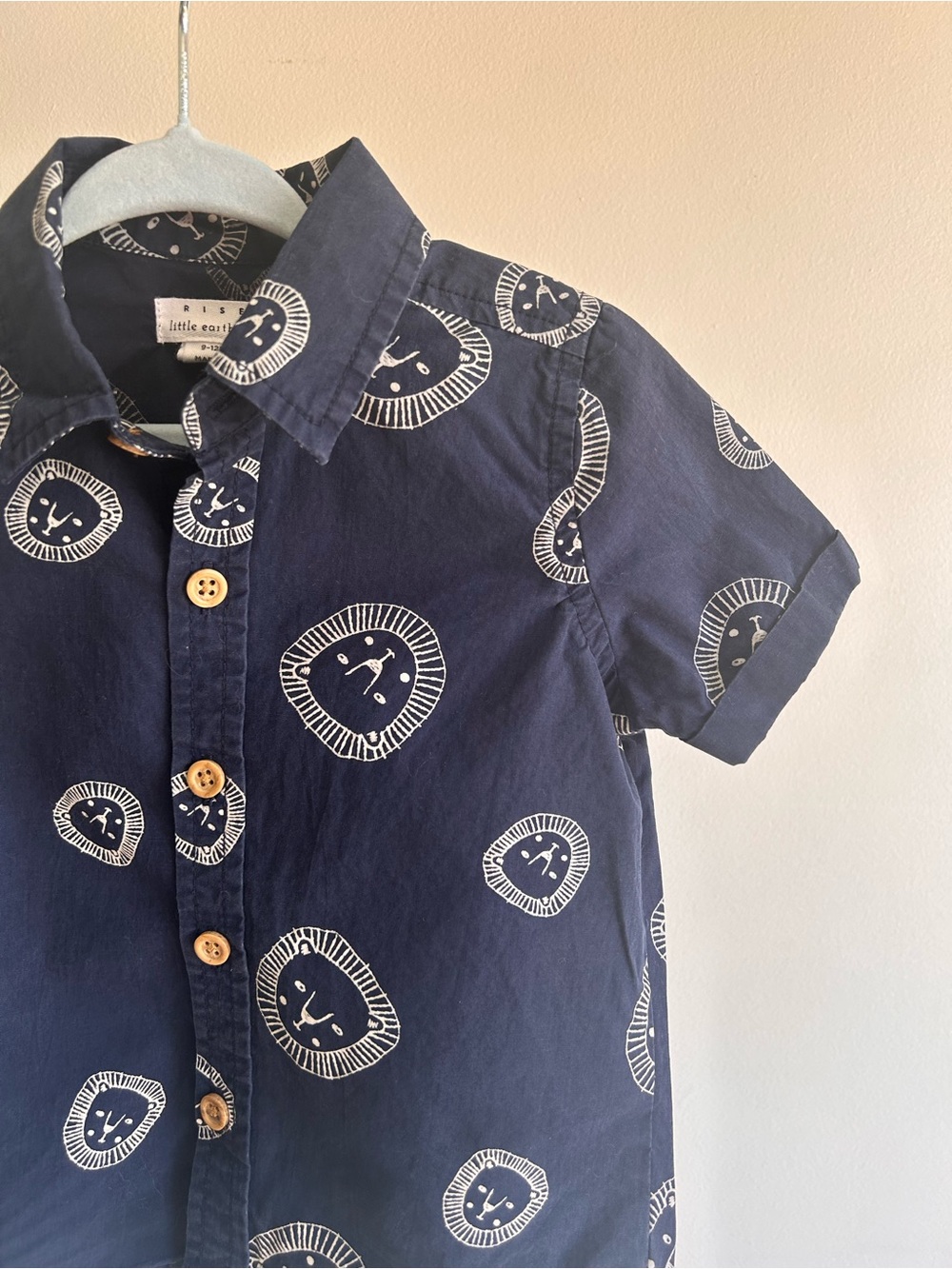 Little Earth Navy Short-Sleeve Button-Front Shirt with White Lion Print